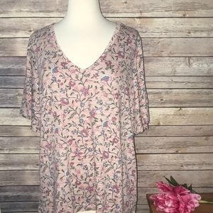 Wonderly Short Sleeve Top size XL.